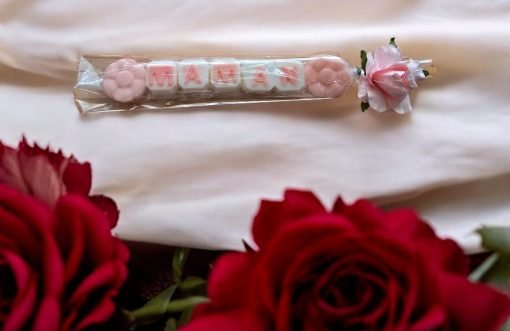 maman rose et blanc